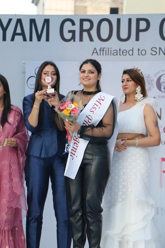 Satyam Fashion Institute Noida Miss SFI 2022 photo 17